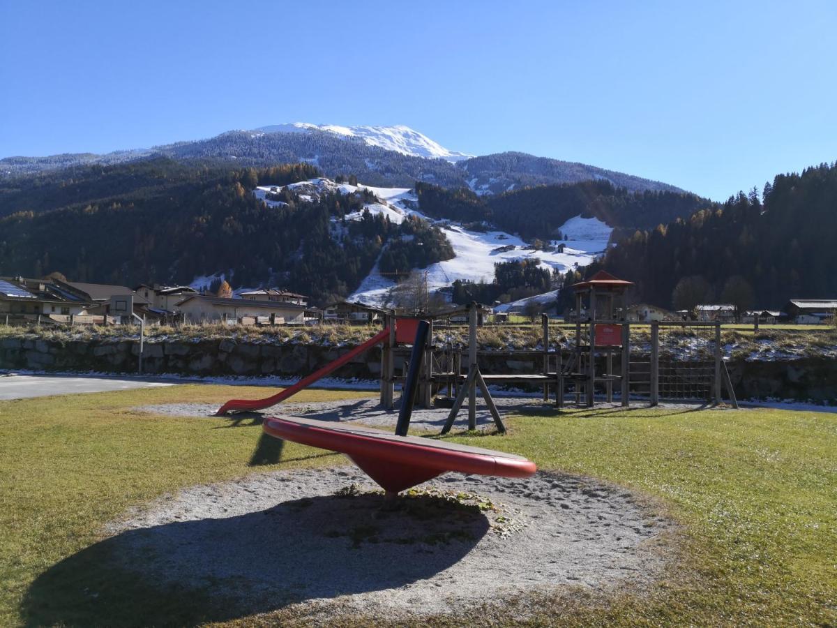 Alpen Chalet Bramberg ブラームベルク・アム・ヴィルトコーゲル エクステリア 写真