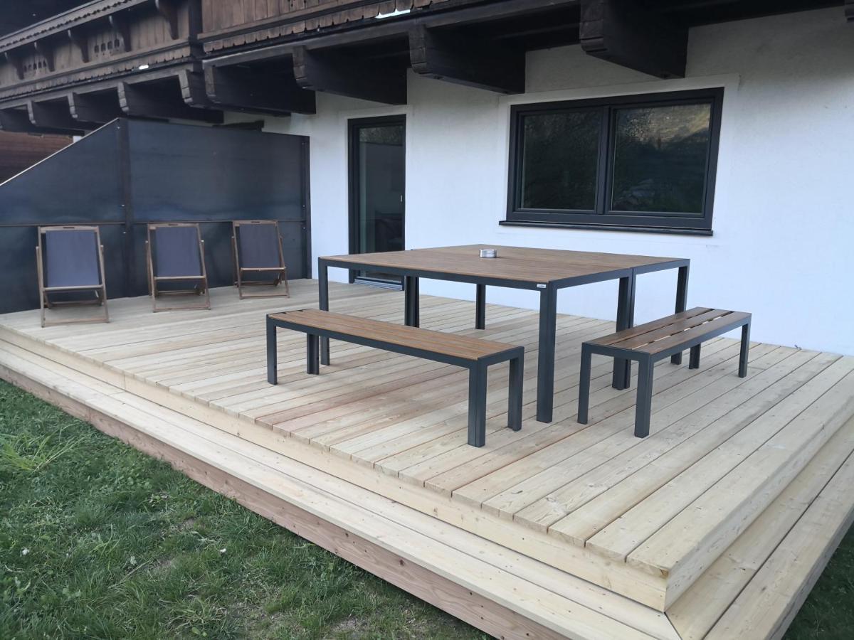 Alpen Chalet Bramberg ブラームベルク・アム・ヴィルトコーゲル エクステリア 写真