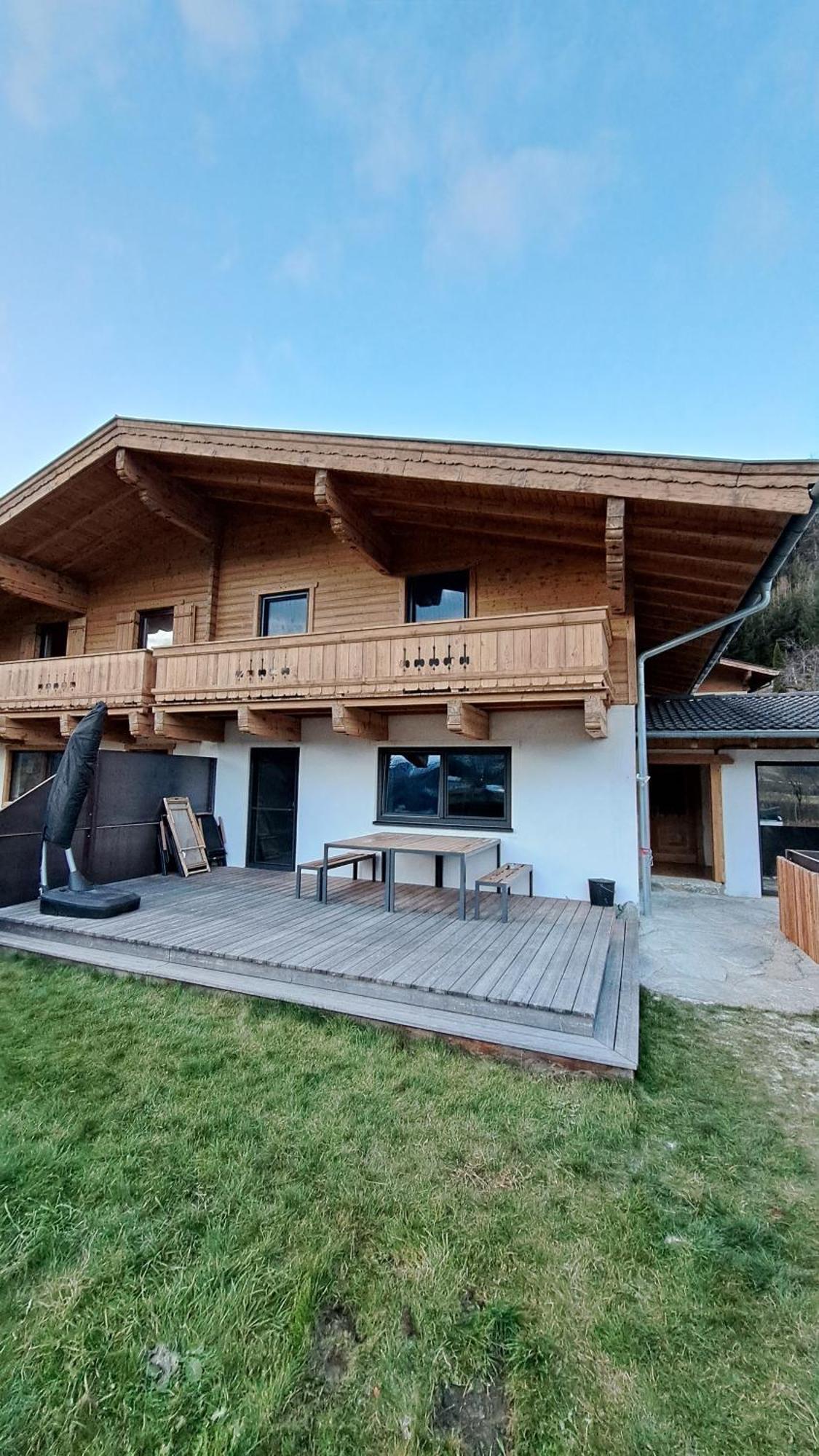 Alpen Chalet Bramberg ブラームベルク・アム・ヴィルトコーゲル エクステリア 写真